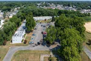 featured image of 71 Lakeland Rd