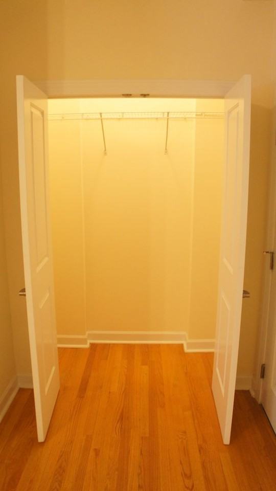 4715 N. Sheridan LLC - Photo 3 of 7