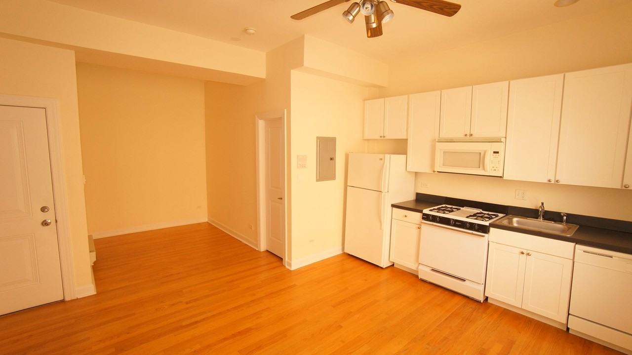 4715 N. Sheridan LLC - Photo 5 of 7
