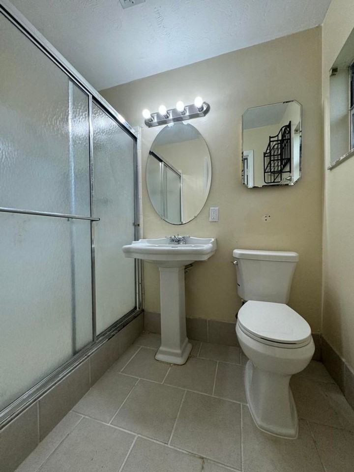281 Tropical Ln - Photo 7 of 13