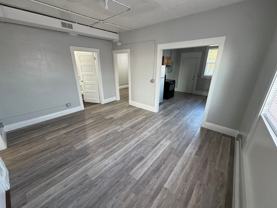 1510 1/2 N Harrison St - Photo 1 of 1