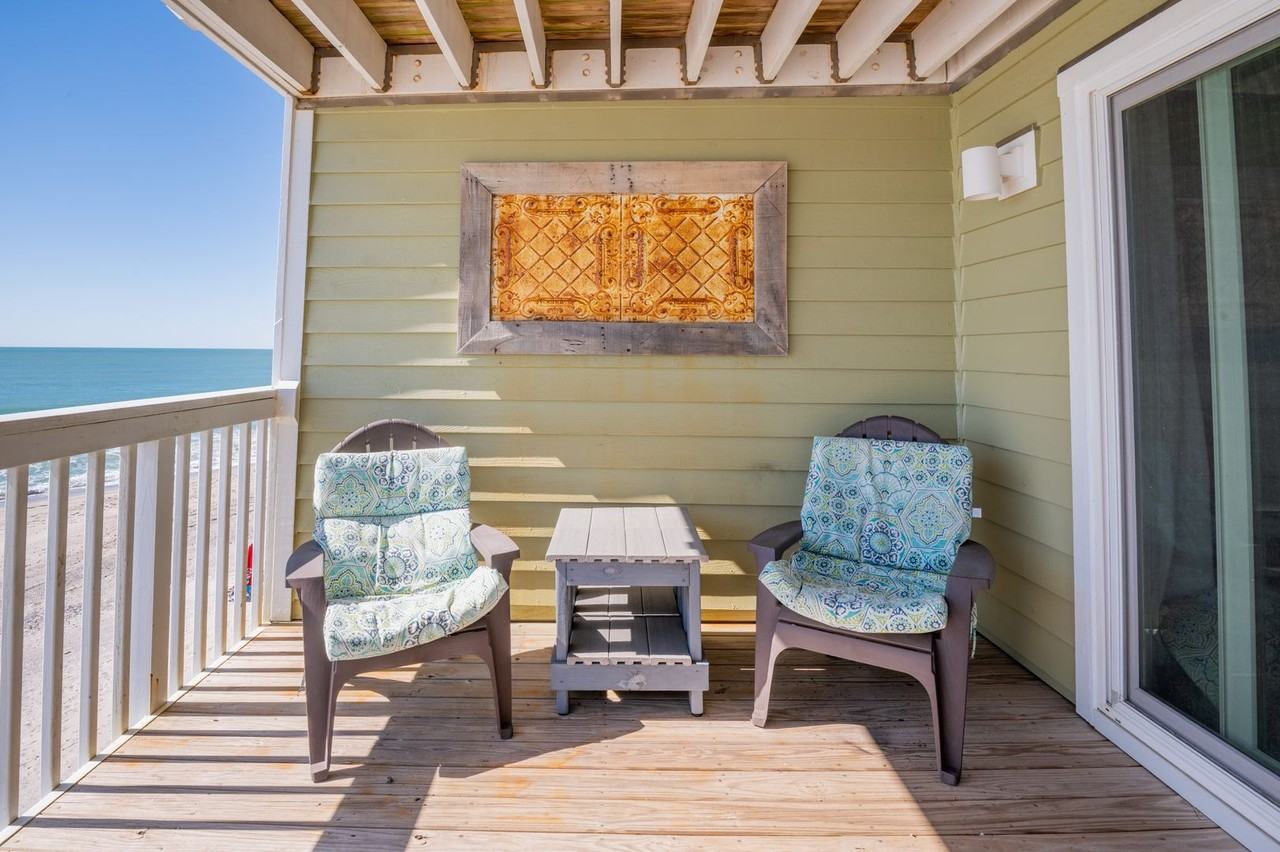 2105 Surfrider Court - Photo 6 of 23