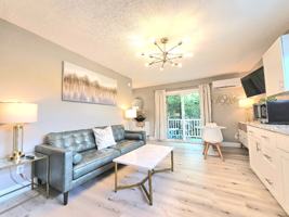 featured image of 1 Minimalist Modern Studio