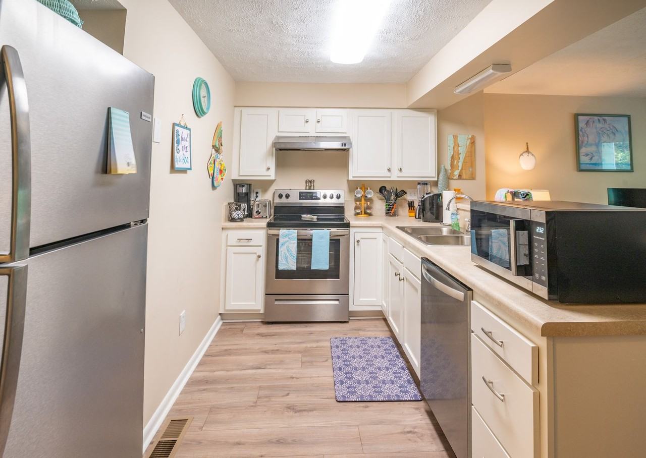 2303A Surfrider Cir - Photo 7 of 18