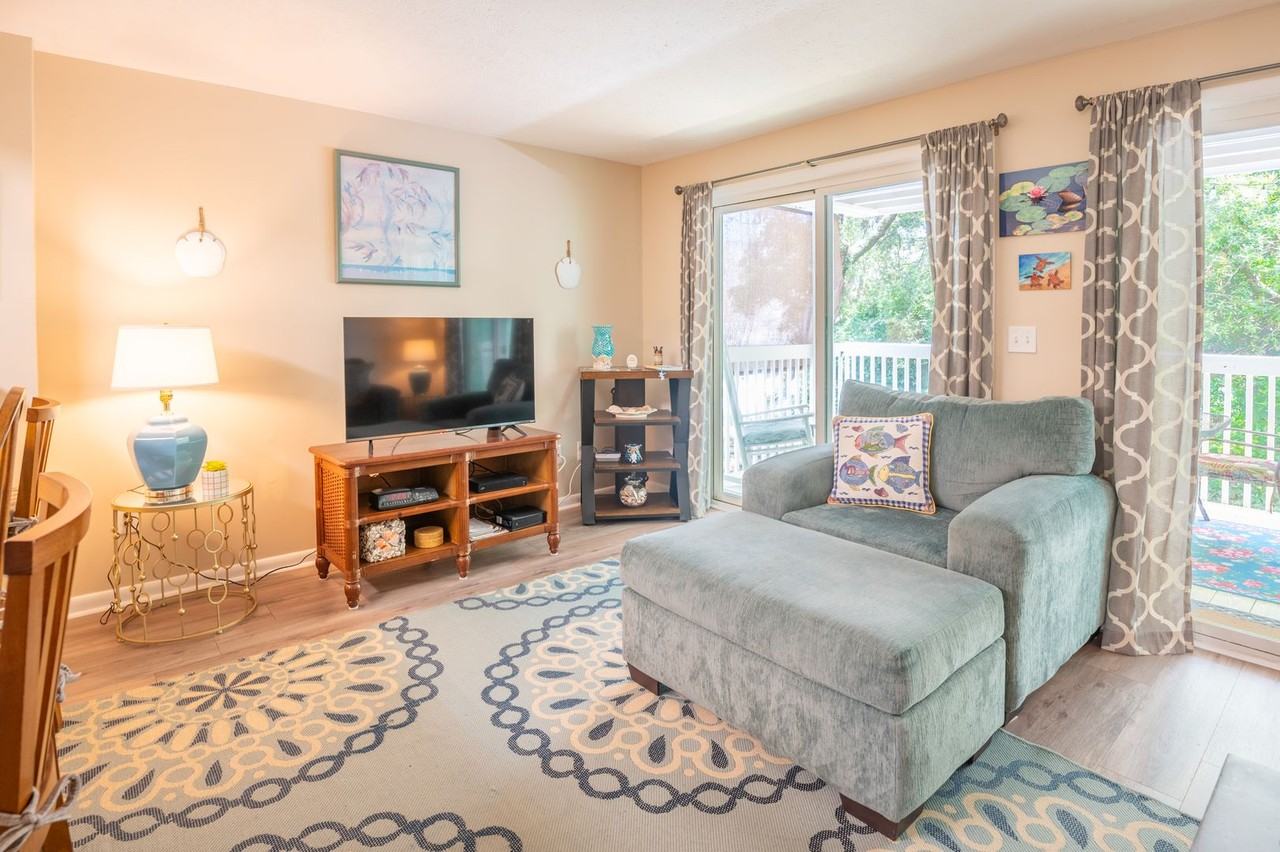 2303A Surfrider Cir - Photo 6 of 18