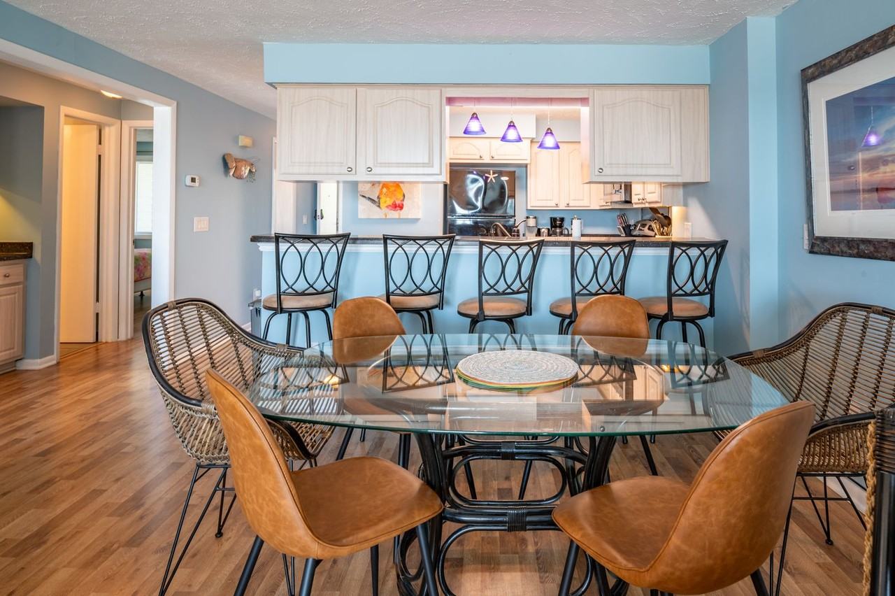 2107 Surfrider Court - Photo 6 of 16