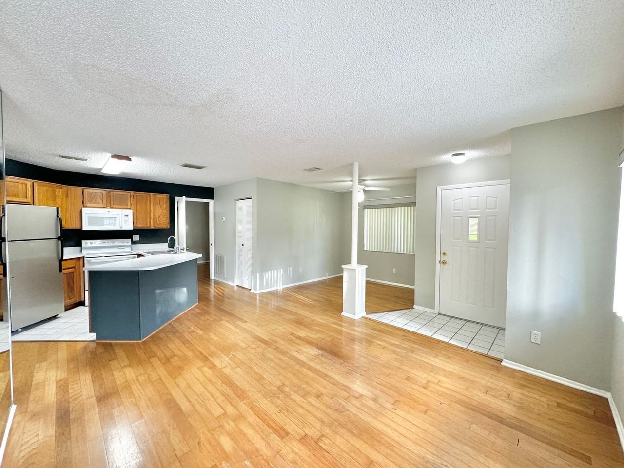 8302 Waterview Way - Photo 3 of 39