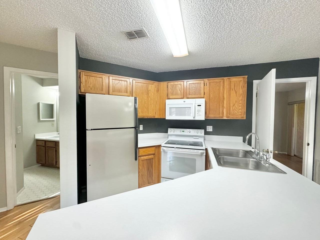 8302 Waterview Way - Photo 7 of 39