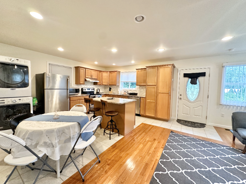 826 C St #102 - Photo 5 of 17