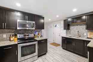 1721-1723 Edwards Way - Photo 1 of 1