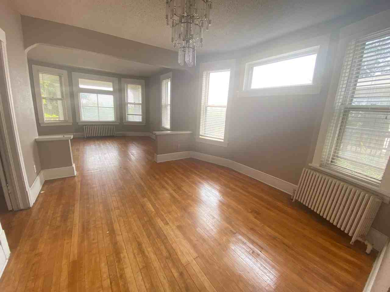 208 Piedmont Ave - Photo 2 of 13