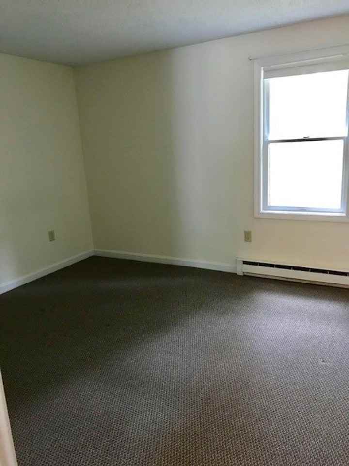 2J Salmon Street - Photo 2 of 42