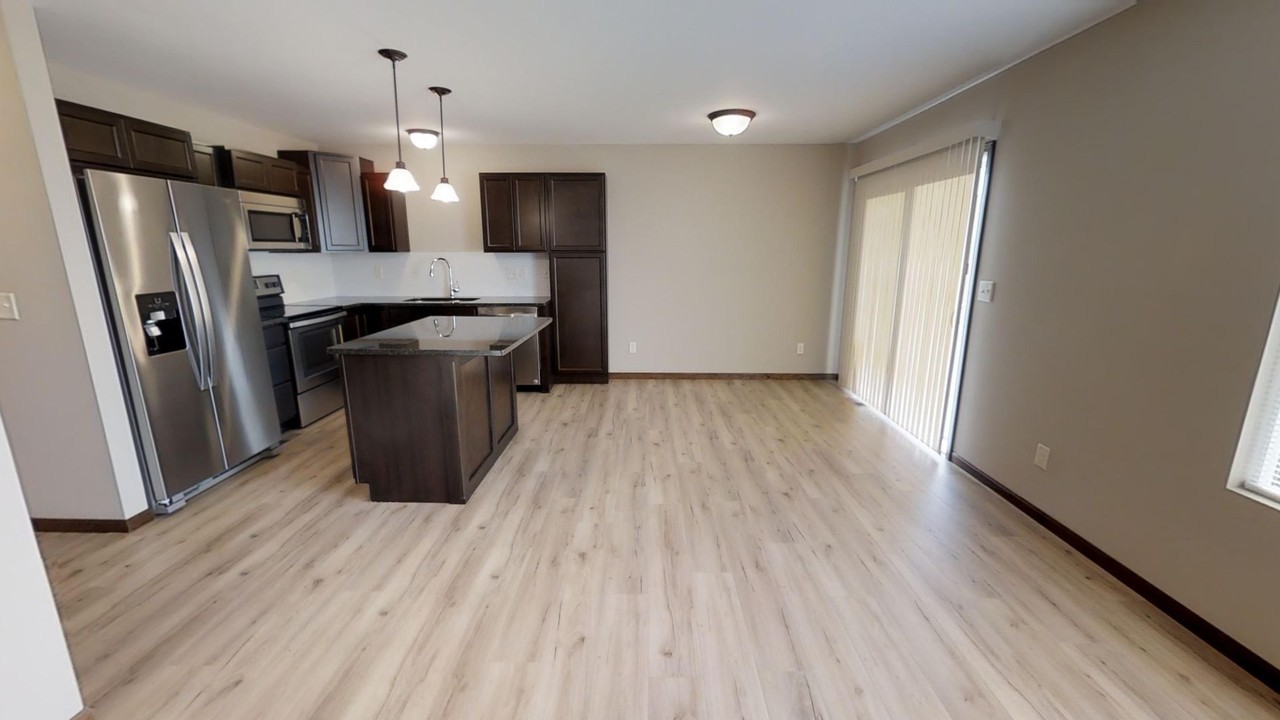 714 S Deer Haven St - Photo 2 of 23
