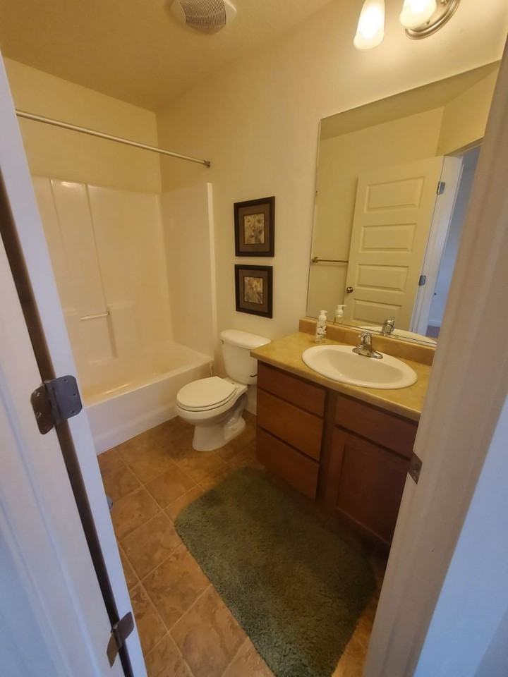 3773 W Summer Heights Dr - Photo 5 of 9