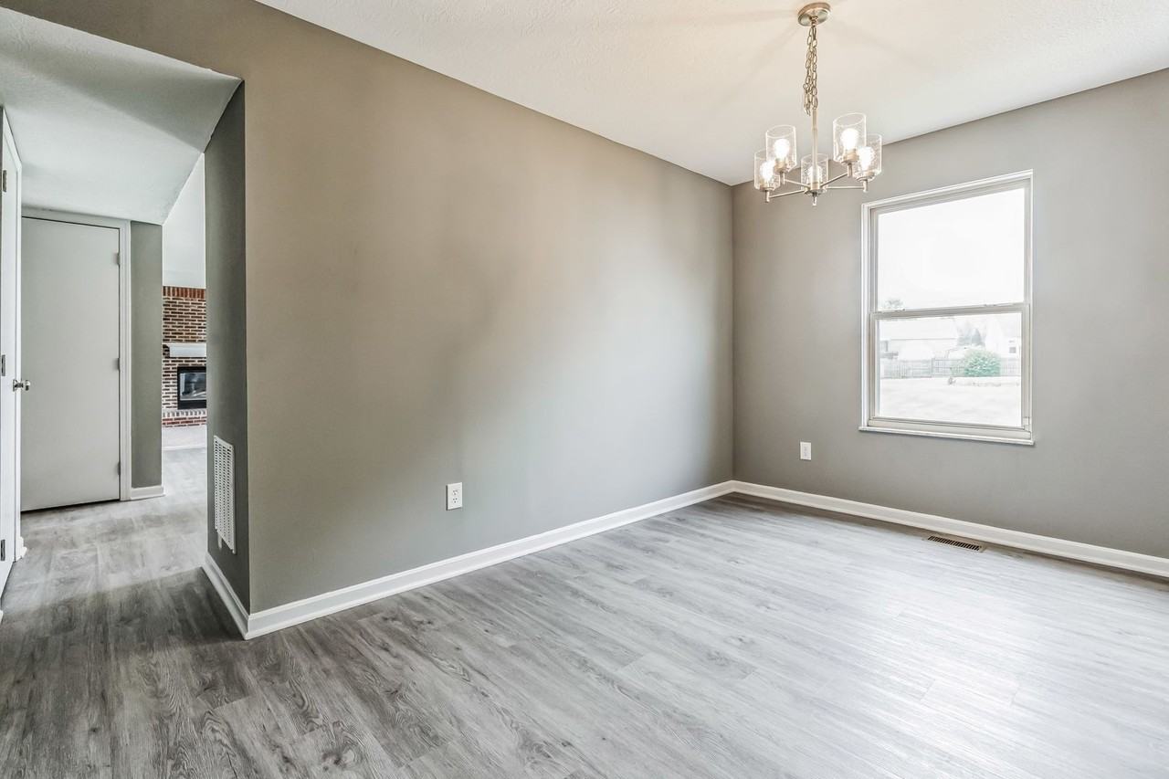 971 River Trail Dr - Photo 3 of 15