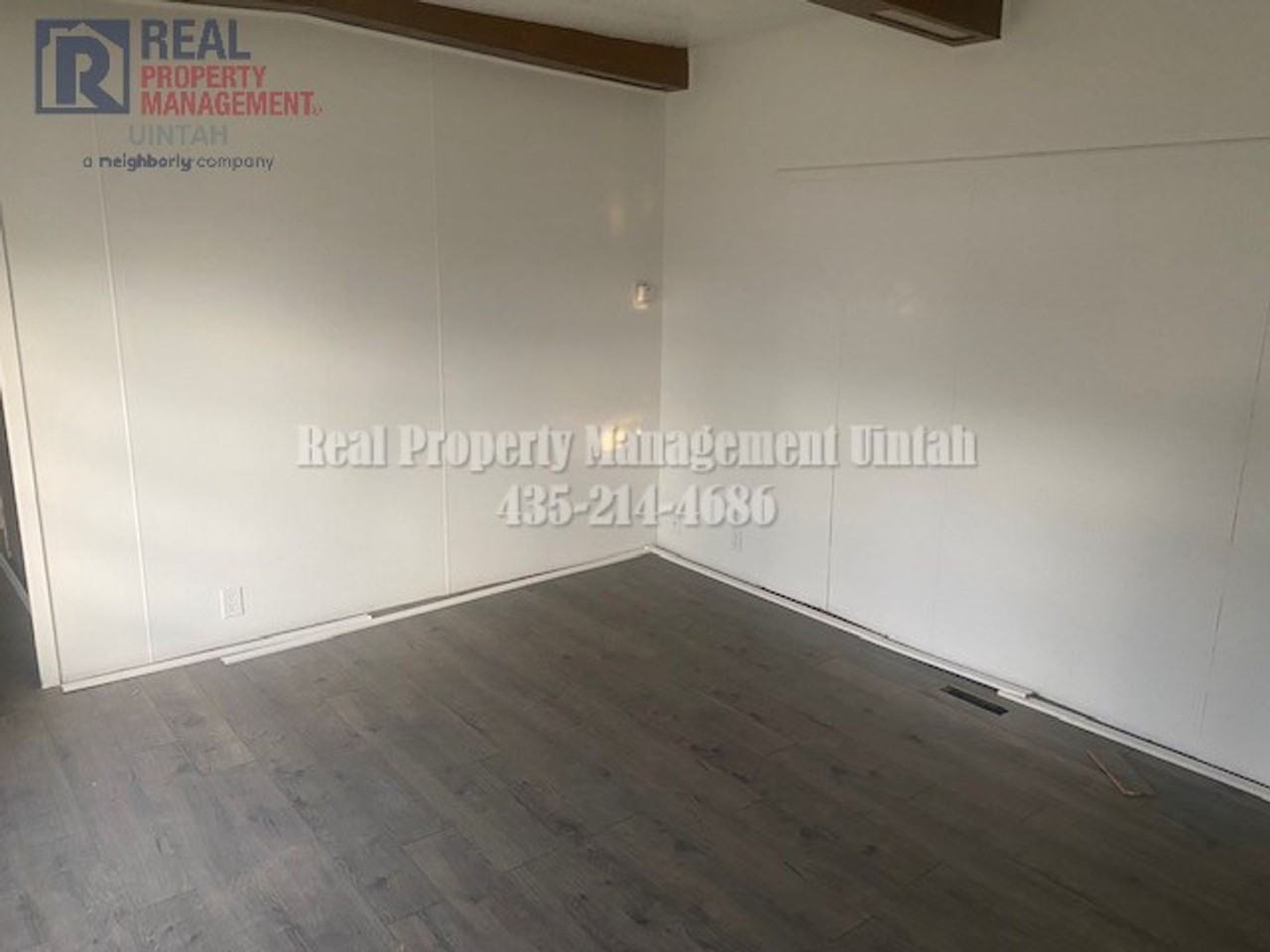 65 N 300 E - Photo 3 of 6