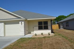1906 Castroville Tr - Photo 1 of 1