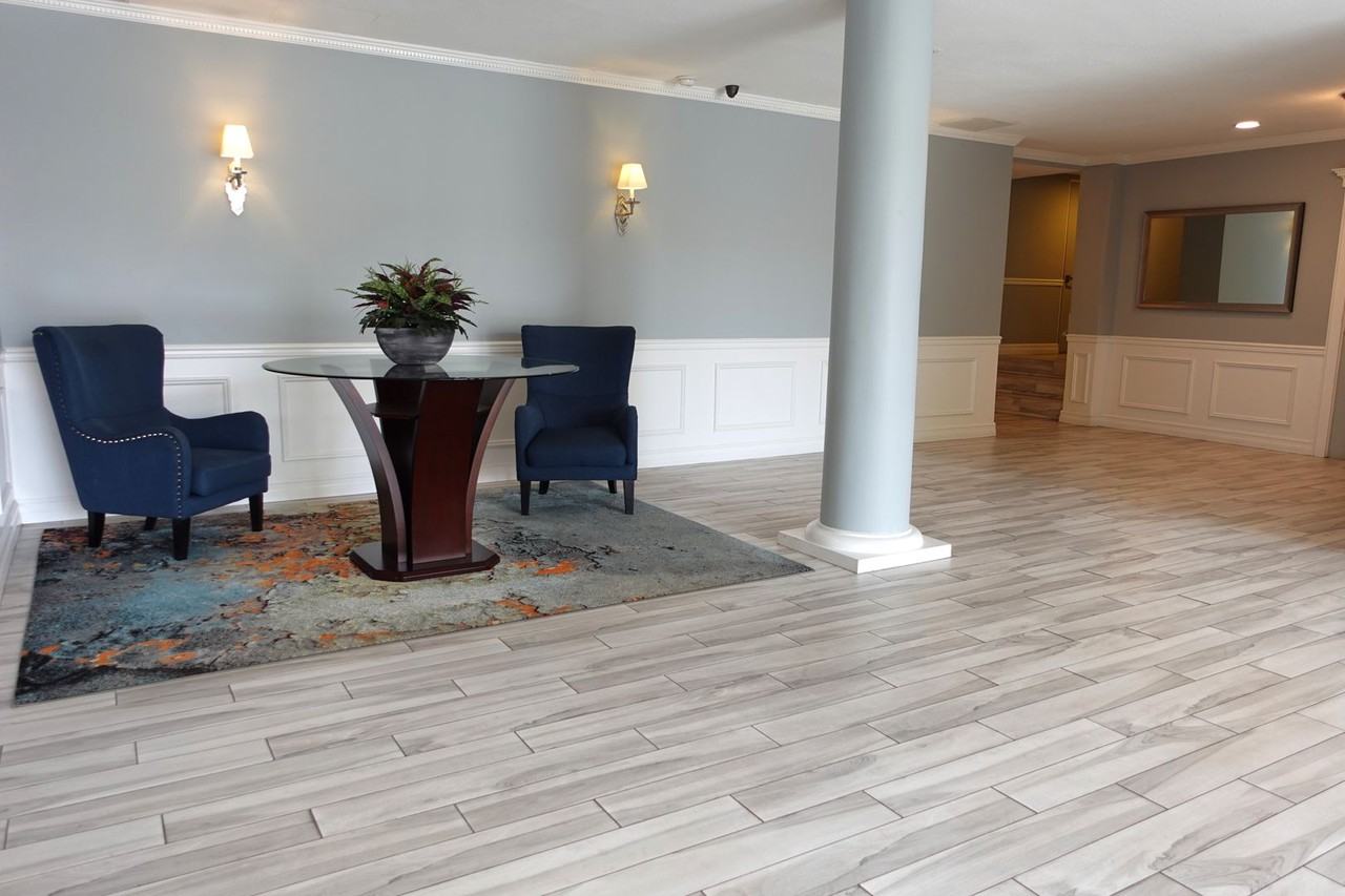 315 Atlantic Ave - Photo 2 of 12