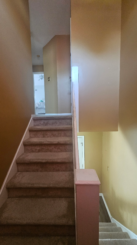 17 Winton Ln - Photo 3 of 14