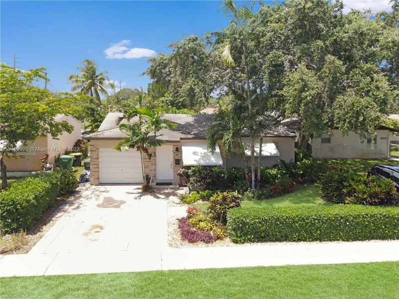 254 Sw 6th St - Photo 2 of 29