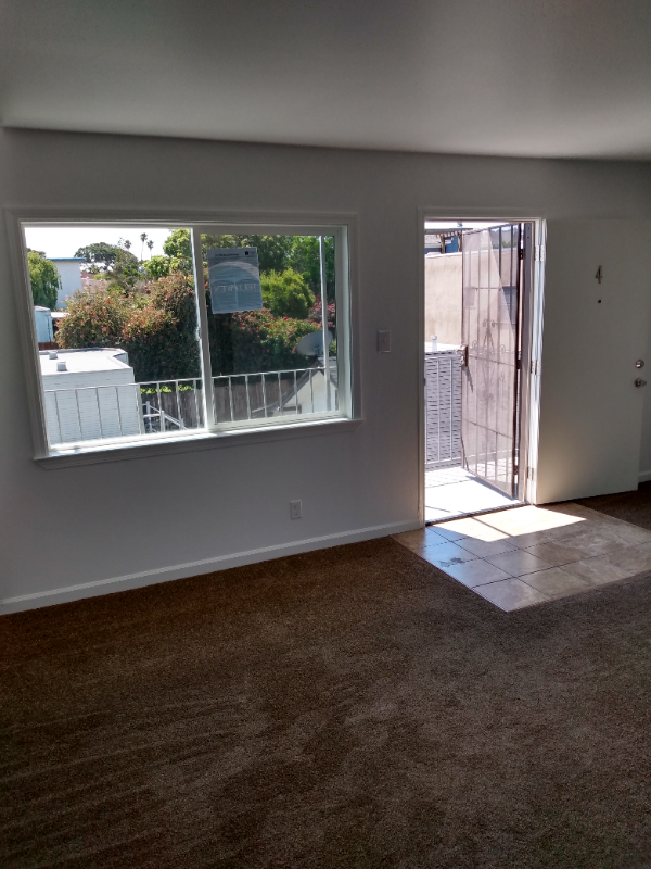 257 East Ave #4 - Photo 5 of 11