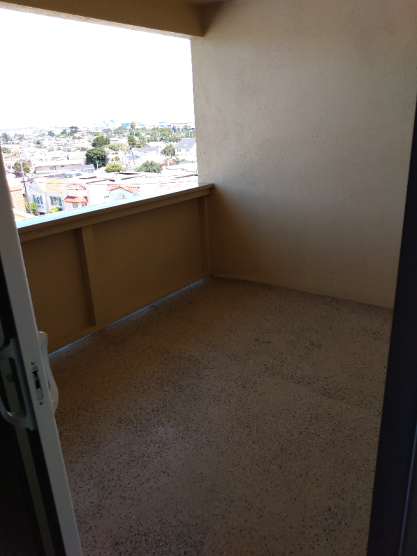 257 East Ave #4 - Photo 6 of 11