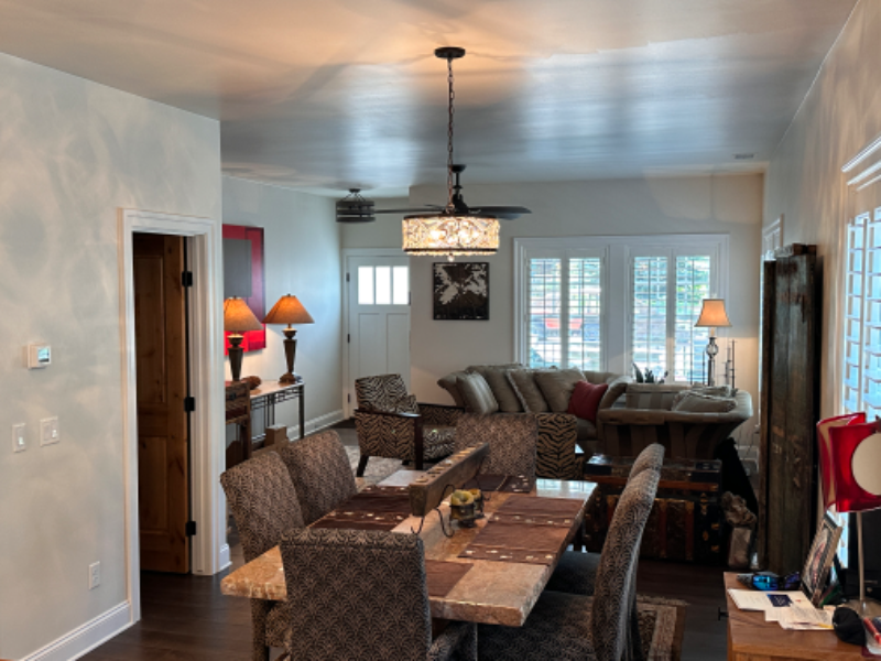 617 N San Francisco St #B - Photo 2 of 14