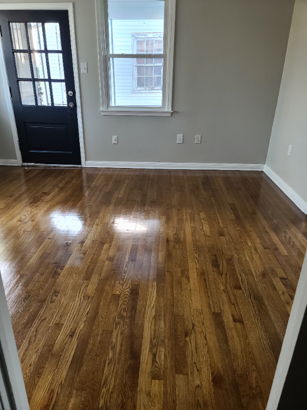 2233 Humanity St - Photo 2 of 20