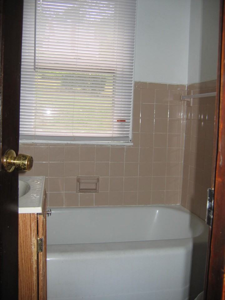 715 Grant Avenue Ext #NA - Photo 4 of 5