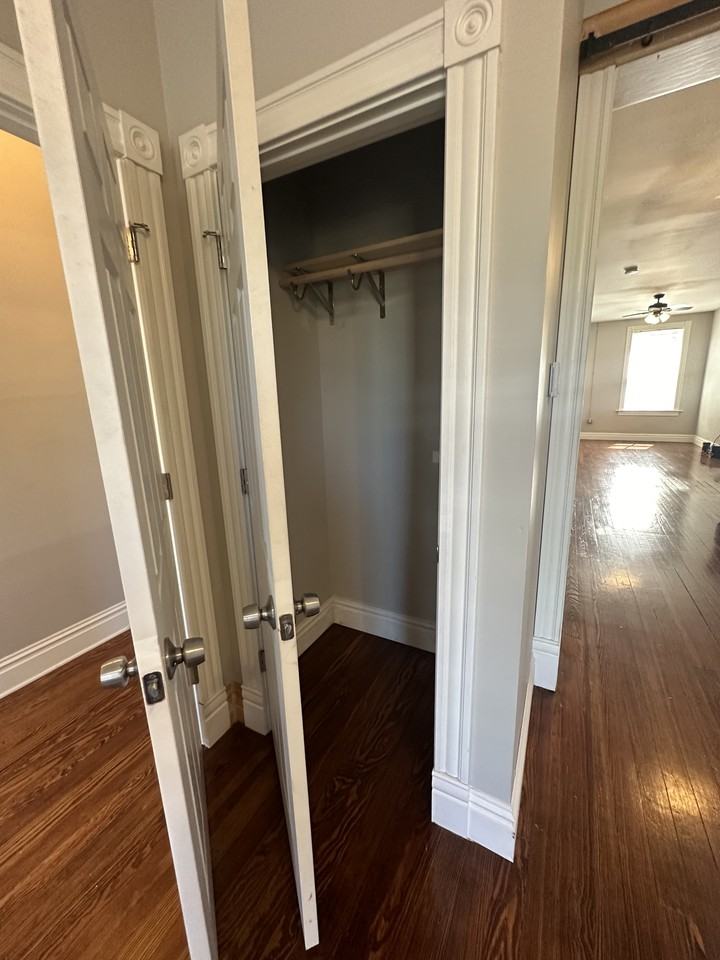 3230 Pennsylvania Ave #2F - Photo 7 of 16