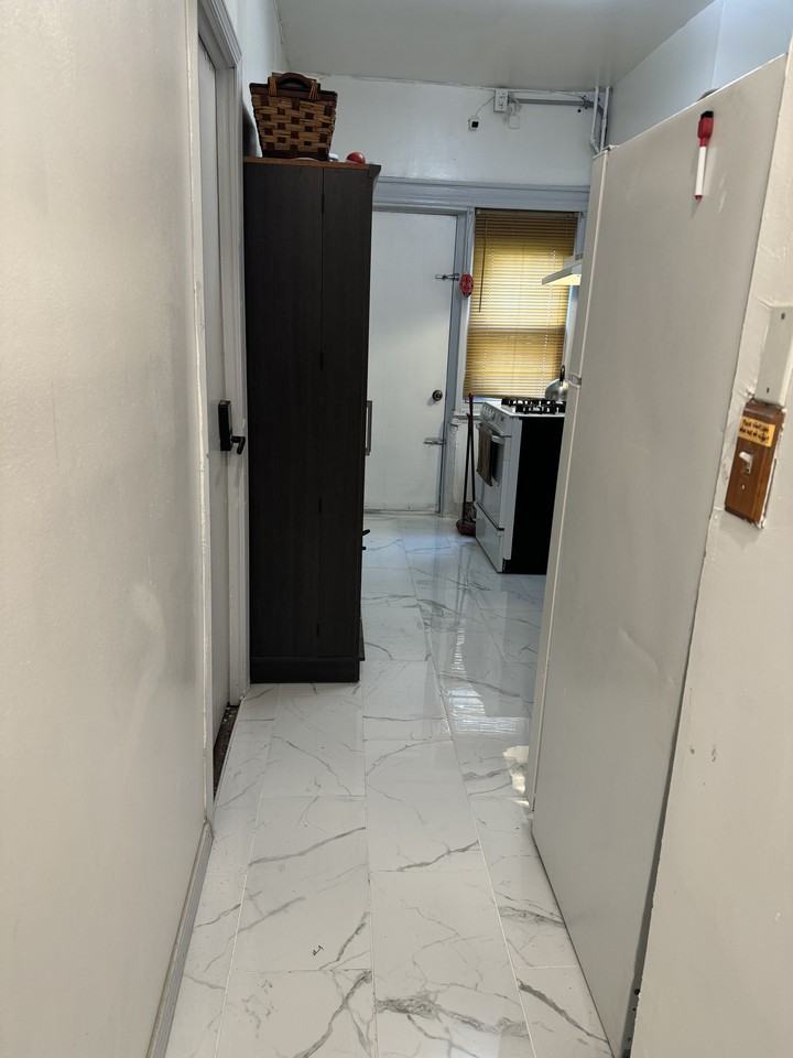 535 East 29th Street #1.3 - Photo 5 of 14