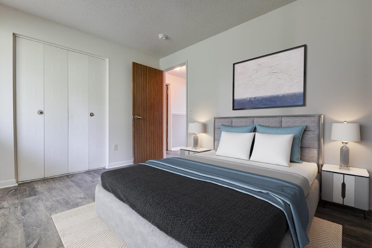 Dixon Manor Apartment Homes - Photo 6 of 14