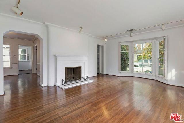 11401 Burnham St - Photo 2 of 8