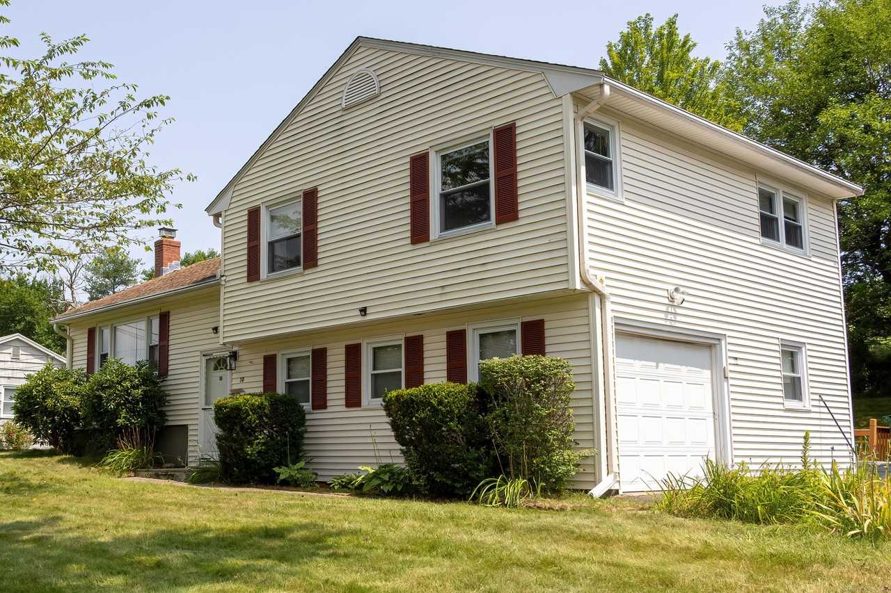10 Old Village Rd - Photo 2 of 30
