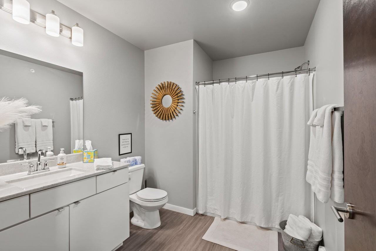 500 on 1st - Photo 7 of 11