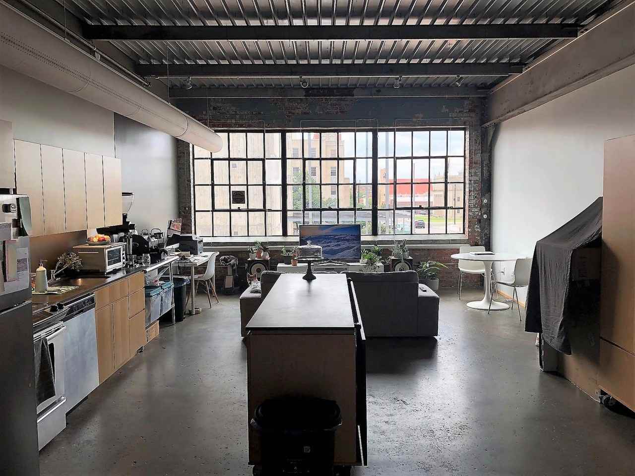 9-11 Midtown - 1117 Robinson, LLC (Guardian) - Photo 3 of 26