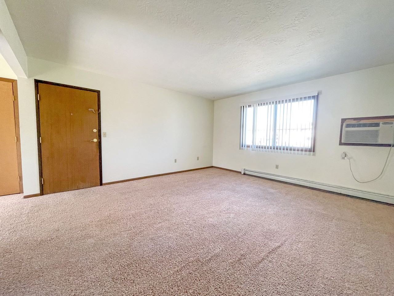 2805 7th Street SW - Photo 6 of 14