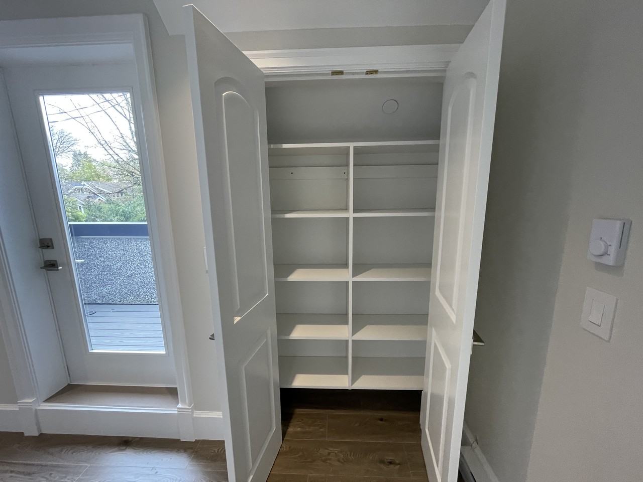 5345 Blenheim Street - Photo 5 of 12