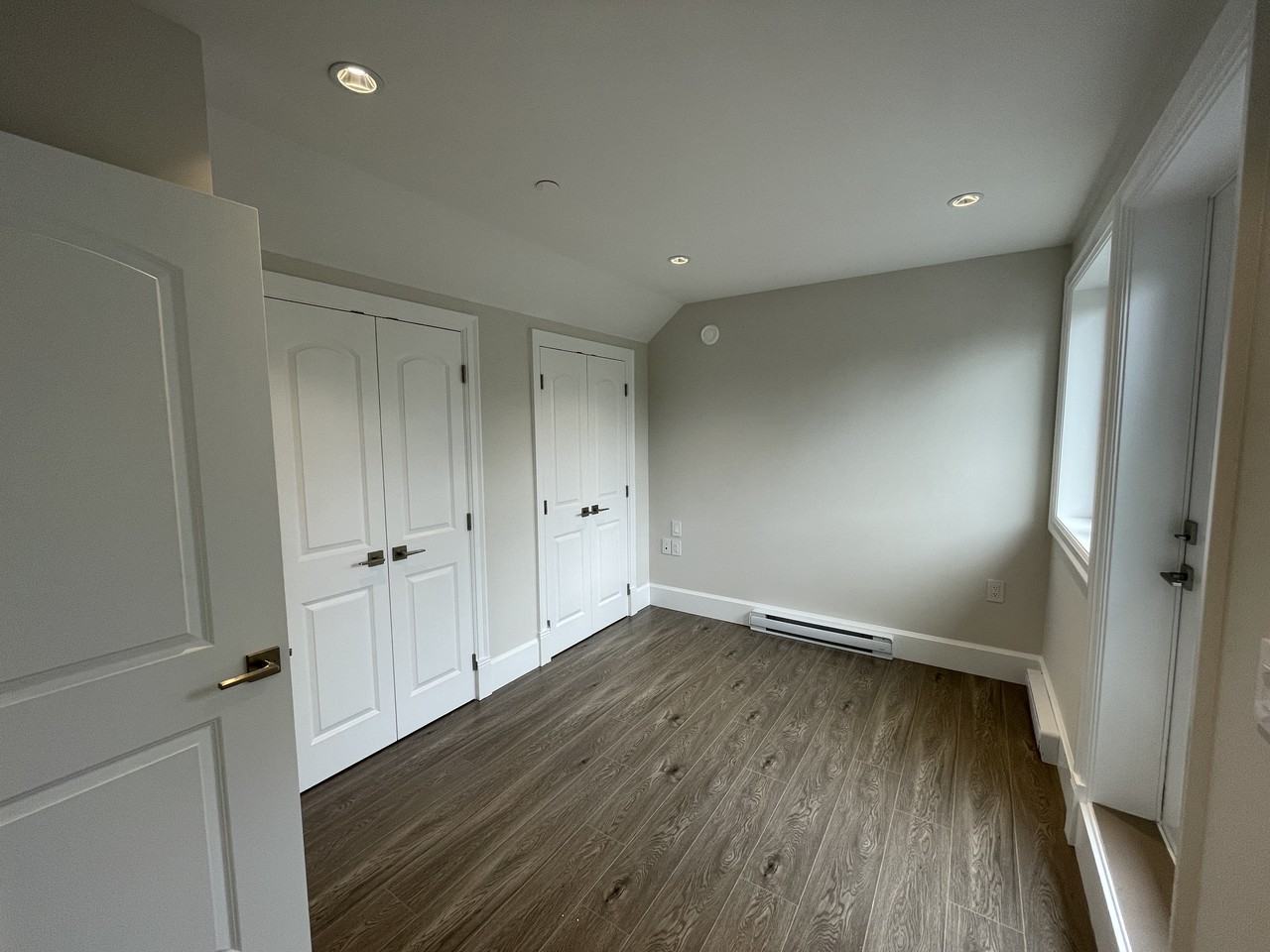 5345 Blenheim Street - Photo 2 of 12