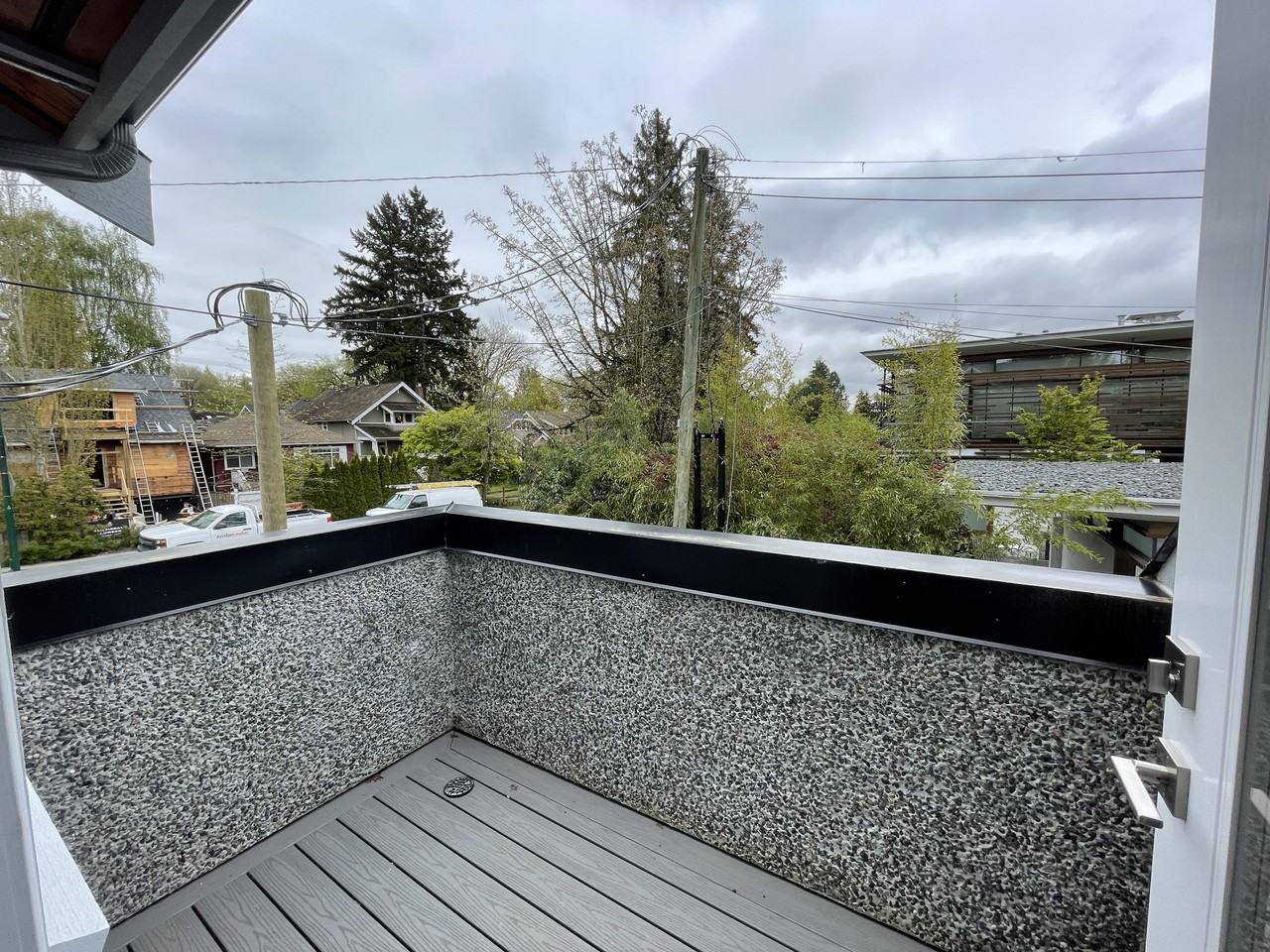 5345 Blenheim Street - Photo 7 of 12