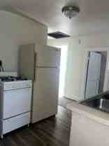 706 E Doege St - Photo 1 of 1