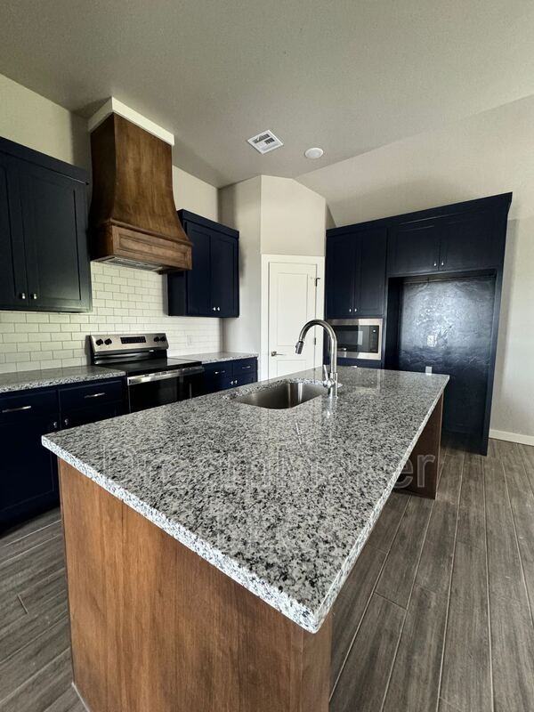 841 Apple Blossom Way - Photo 3 of 14