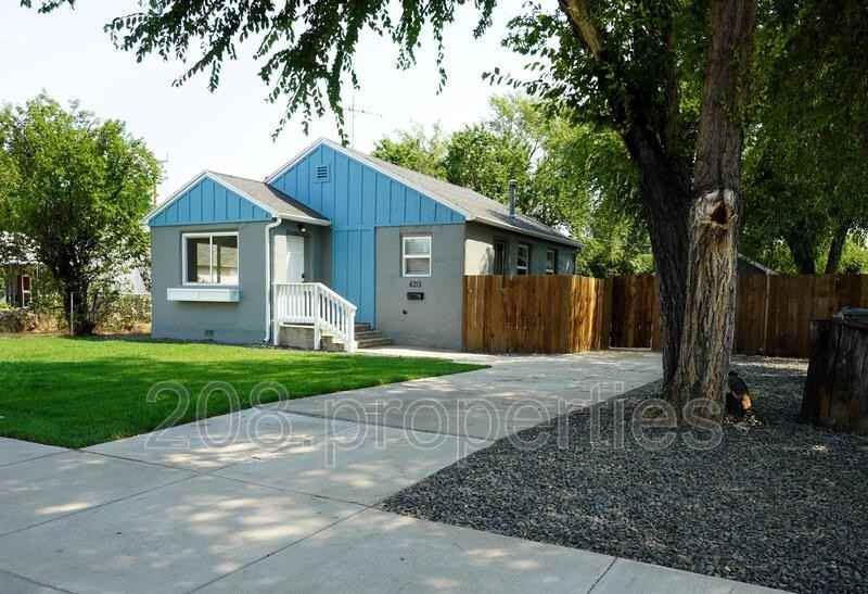 4213 W Clark St - Photo 2 of 17