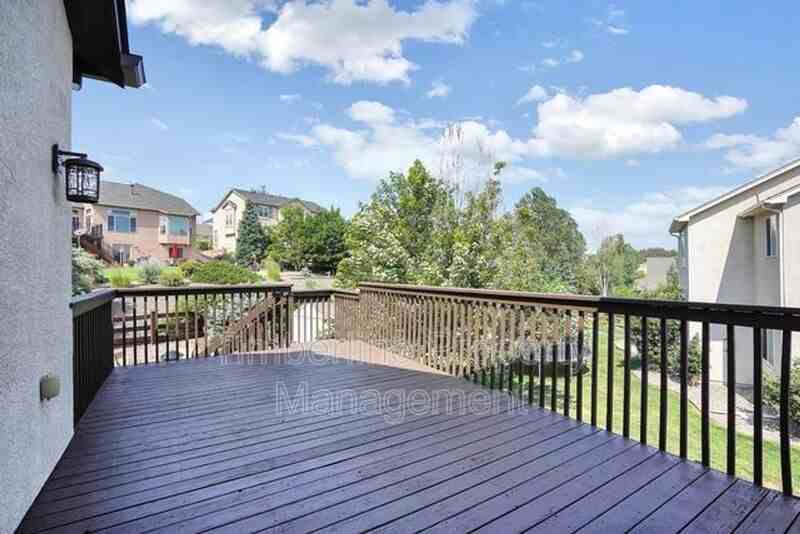 2030 Silver Creek Dr - Photo 6 of 48