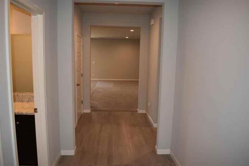 610 Wood Crest Ave - Photo 5 of 48