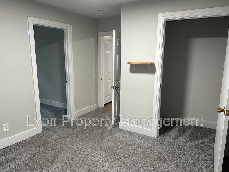 27 Lamphear St #119SUMMIT - Photo 7 of 13