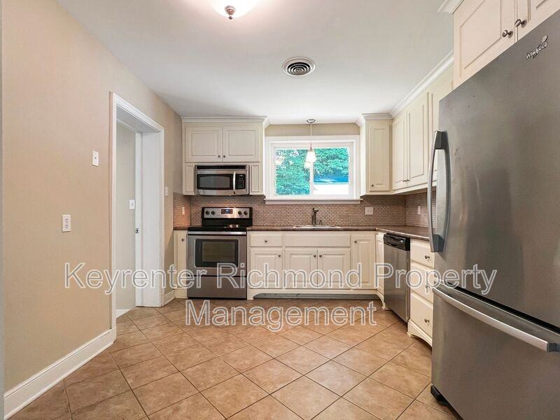 5509 Swan Dr - Photo 7 of 27