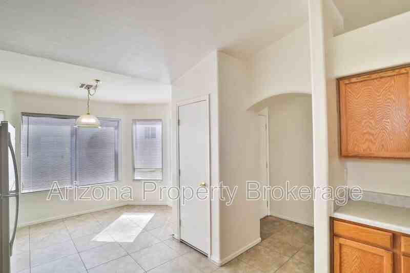 8520 W Palm Ln #1102 - Photo 6 of 21