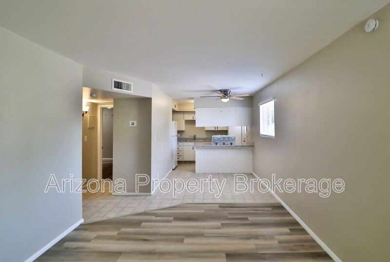 2323 S College Ave #6 - Photo 7 of 34