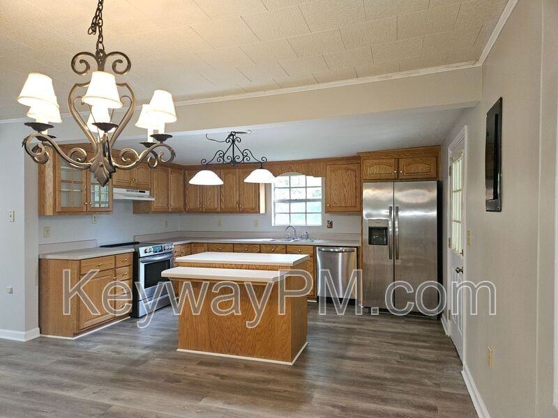 119 2nd Ave - Photo 6 of 30